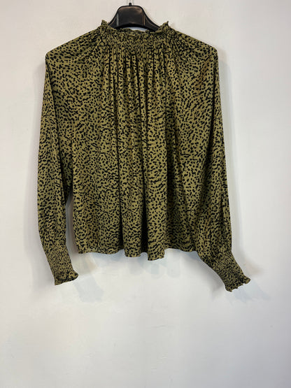 ZARA. Striped knit top Ts