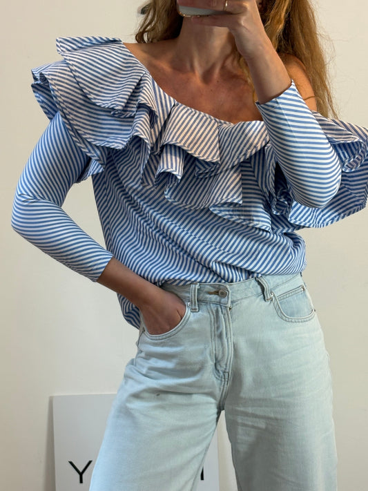 OTRAS. Blusa rayas volantes