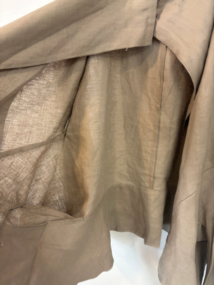 ZARA. Sobrecamisa beige lino