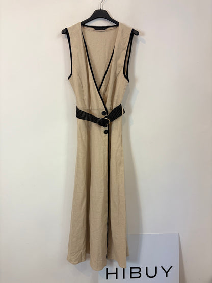 ZARA. Vestido largo lino beige abotonado