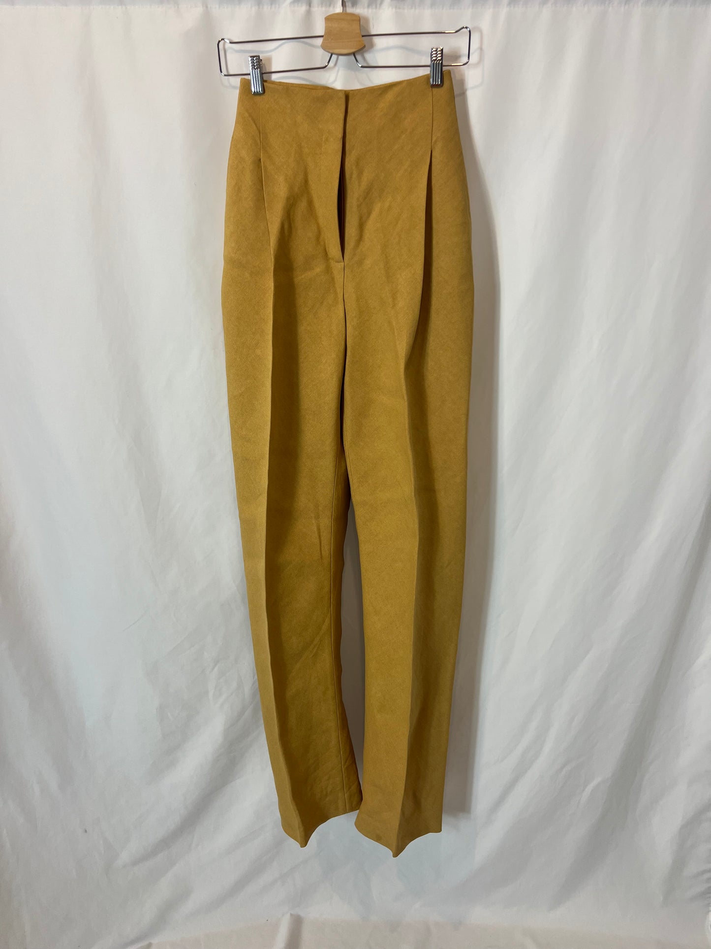 DEL POZO. Textured pleat pants. Size XS