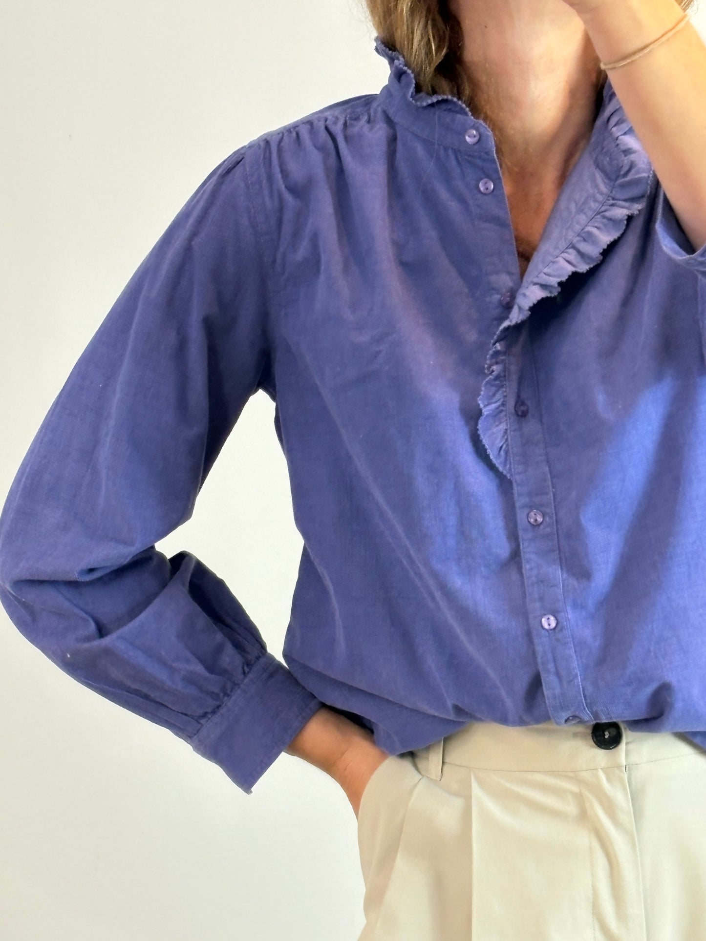 MAISON 123. Blusa morada textura