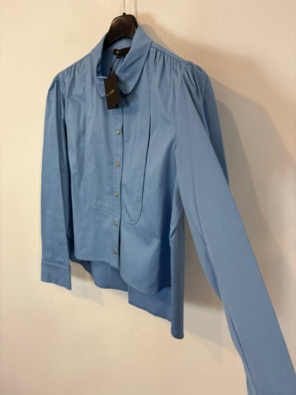 MAJE .Camisa azul claro asimétrica