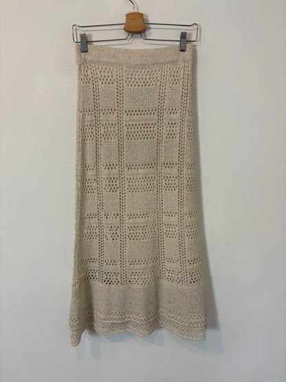 UTERQÜE. Conjunto beige de punto calado