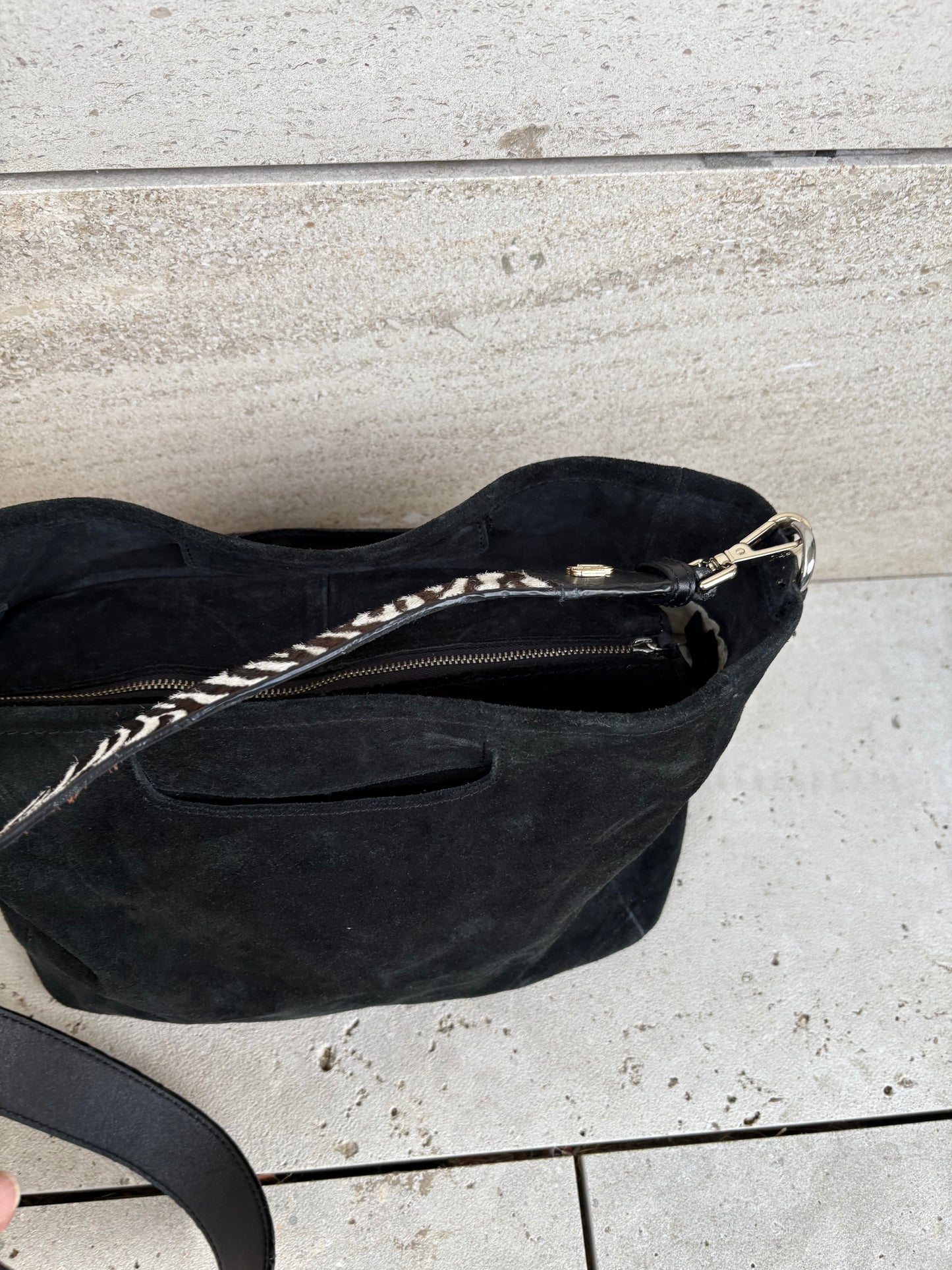 ZARA. Bolso negro piel shopper