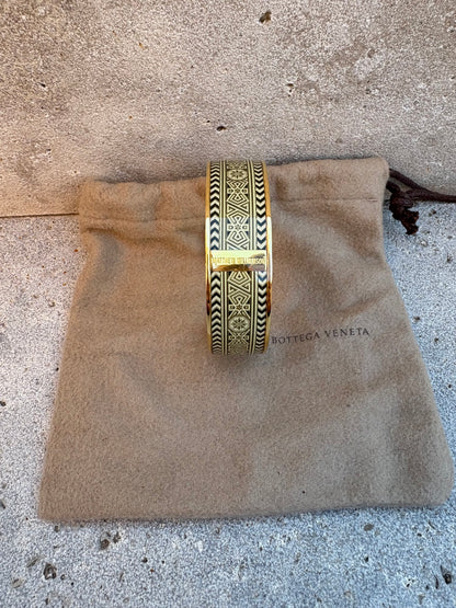 MATTHEW WILLIAMSON. Pulsera doradas dibujos étnicos