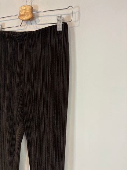 SFERA. Textured velvet pants. TS