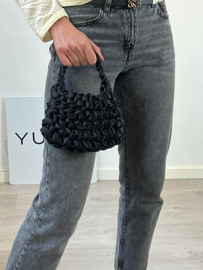 MIISTA LONDON. Bolso de mano seda  trenzado