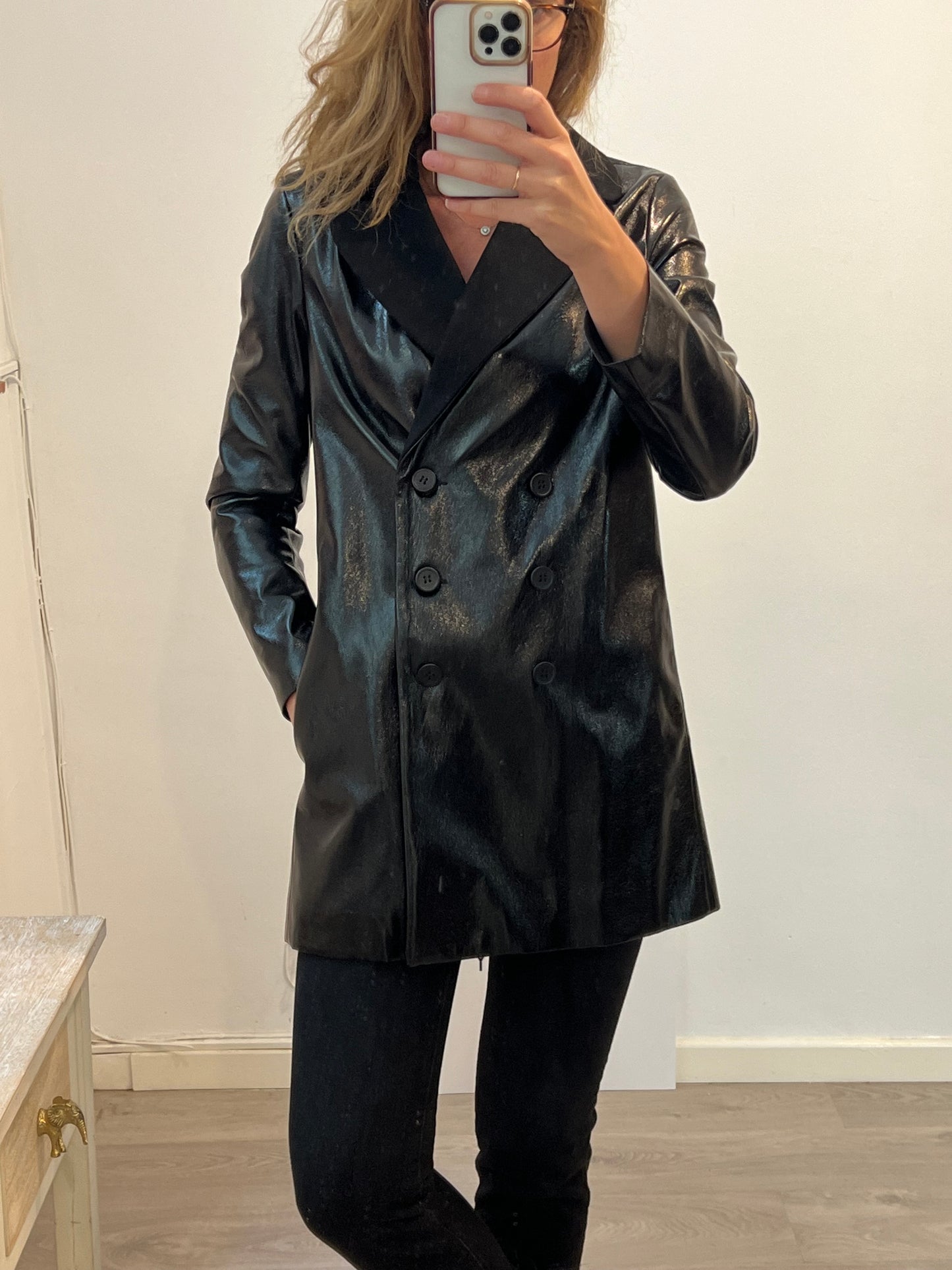 MAJE. Abrigo fino negro doble textura. T 40