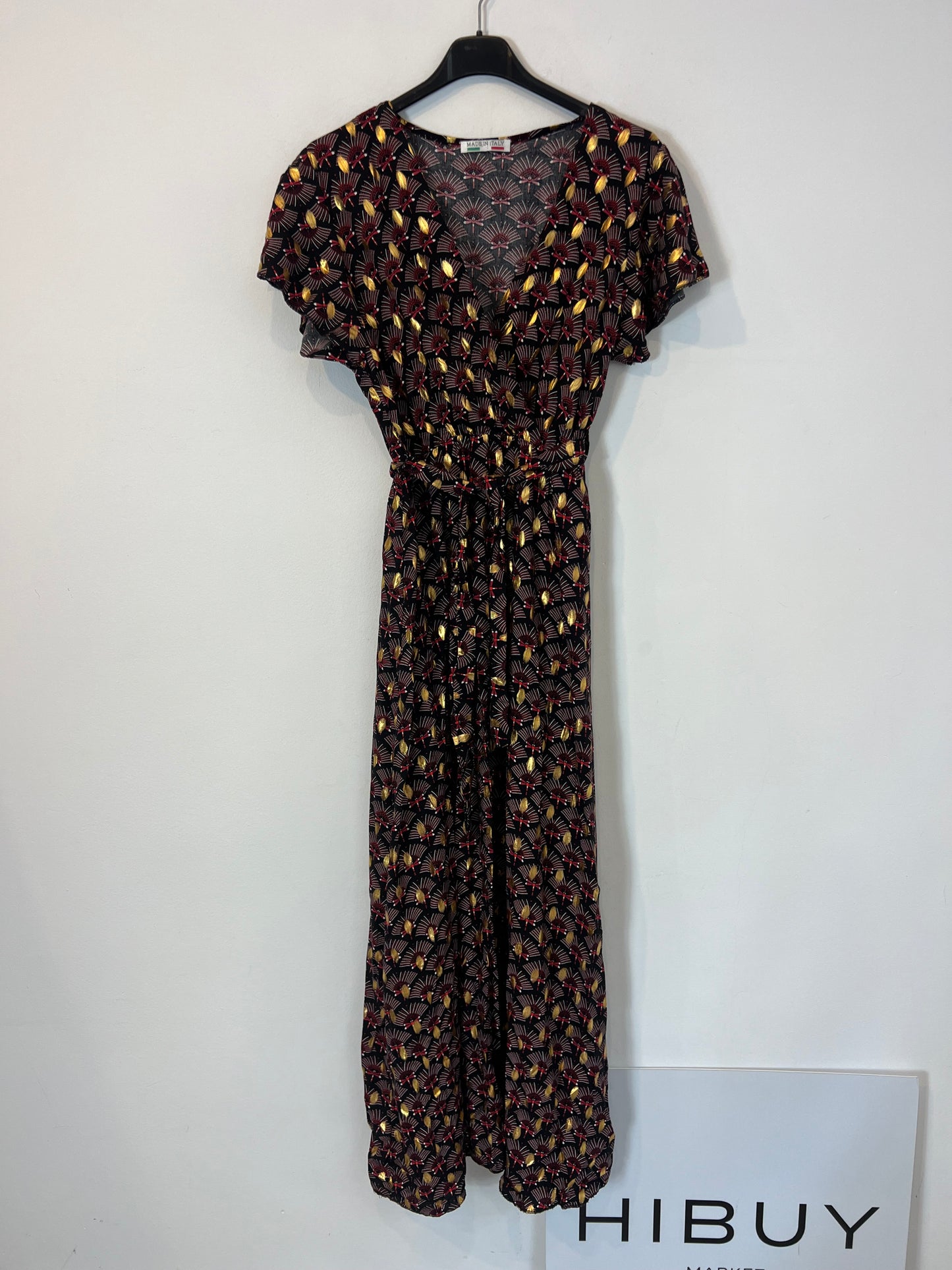 OTRAS. Vestido largo negro detalles dorados. T S