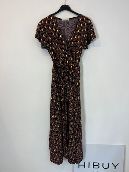 OTRAS. Vestido largo negro detalles dorados. T S