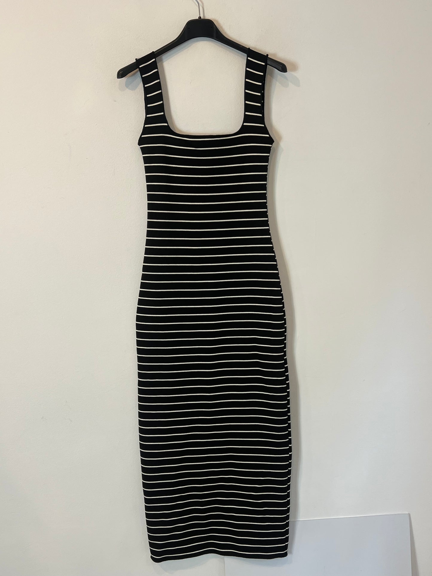 ZARA. Black striped knit dress Ts