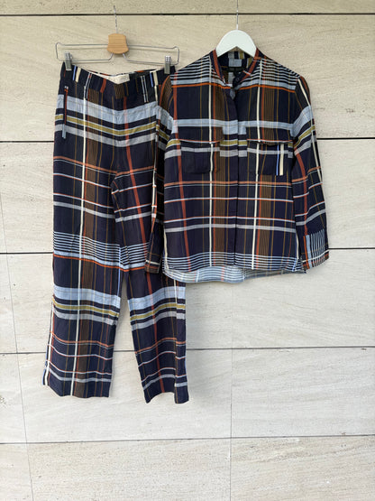 ZARA. Total look fluido cuadros