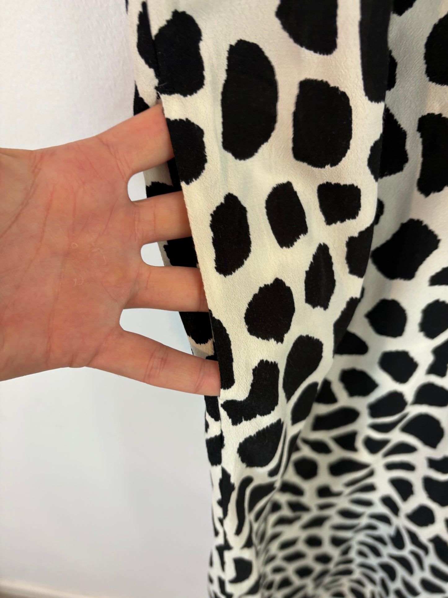 MASSIMO DUTTI. Midi dress with pockets. TS