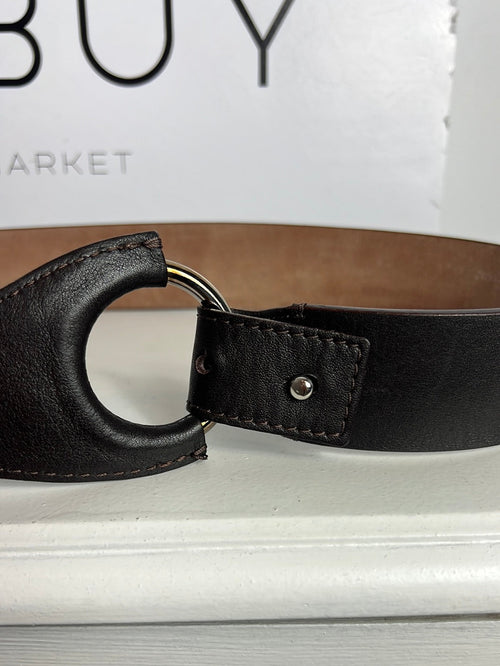DOLCE&GABBANA. Cinturón marrón oscuro piel regulable. T 95cm