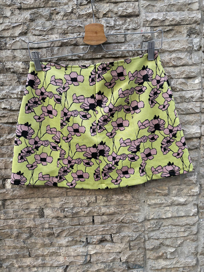 ZARA. Falda corta verde retro