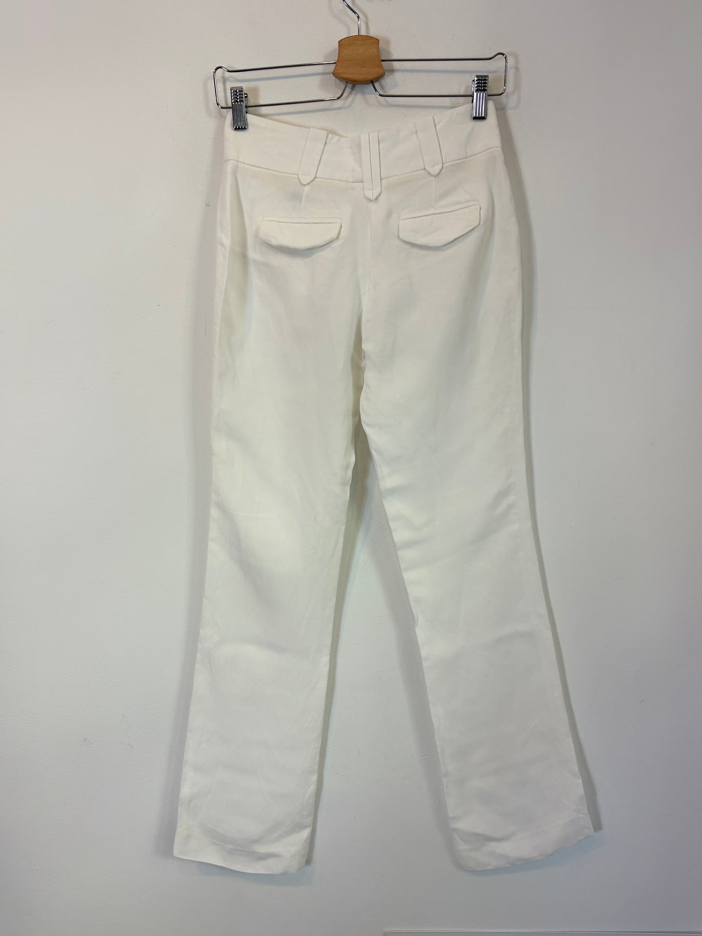 MASSIMO DUTTI. Pantalón blanco con lino. T 36