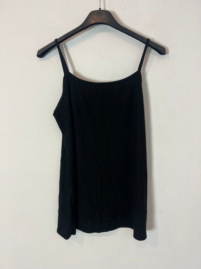 OTRAS. Top negro textura. T S/M