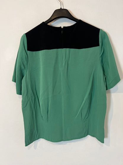 DIANE VON FURSTENBERG. Tricolor silk top. T.S.