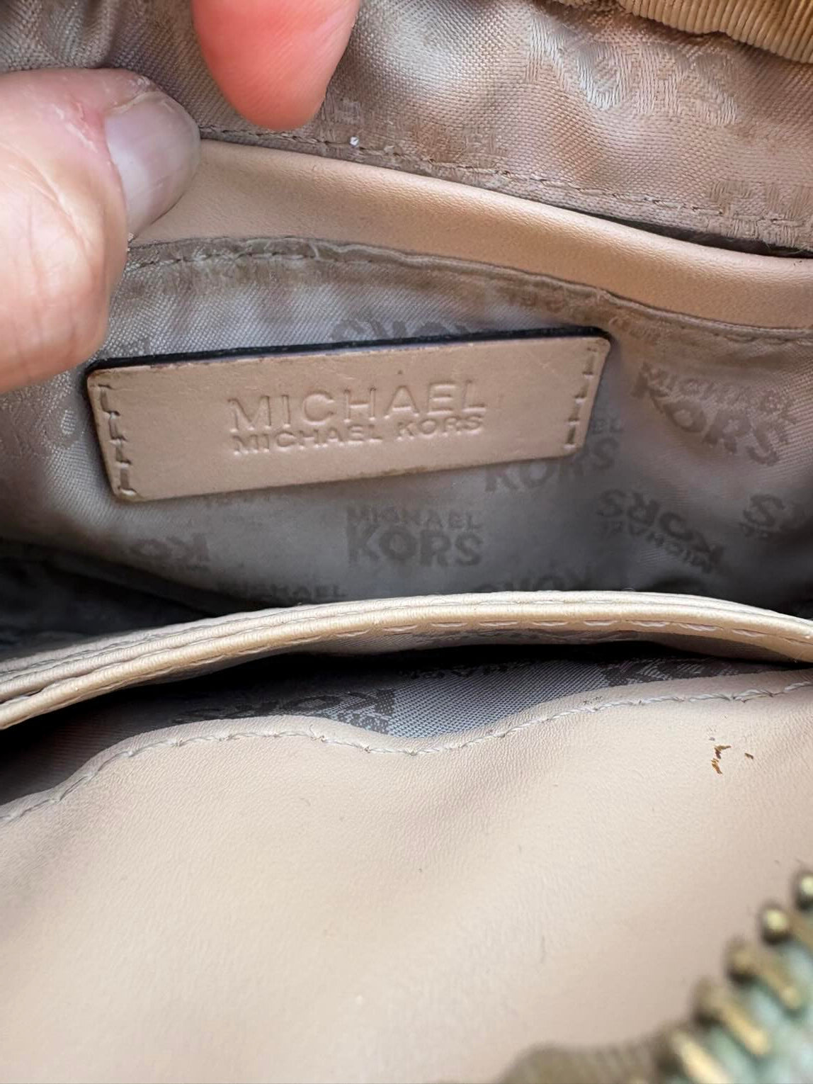 MICHAEL KORS. Bolso mini bandolera