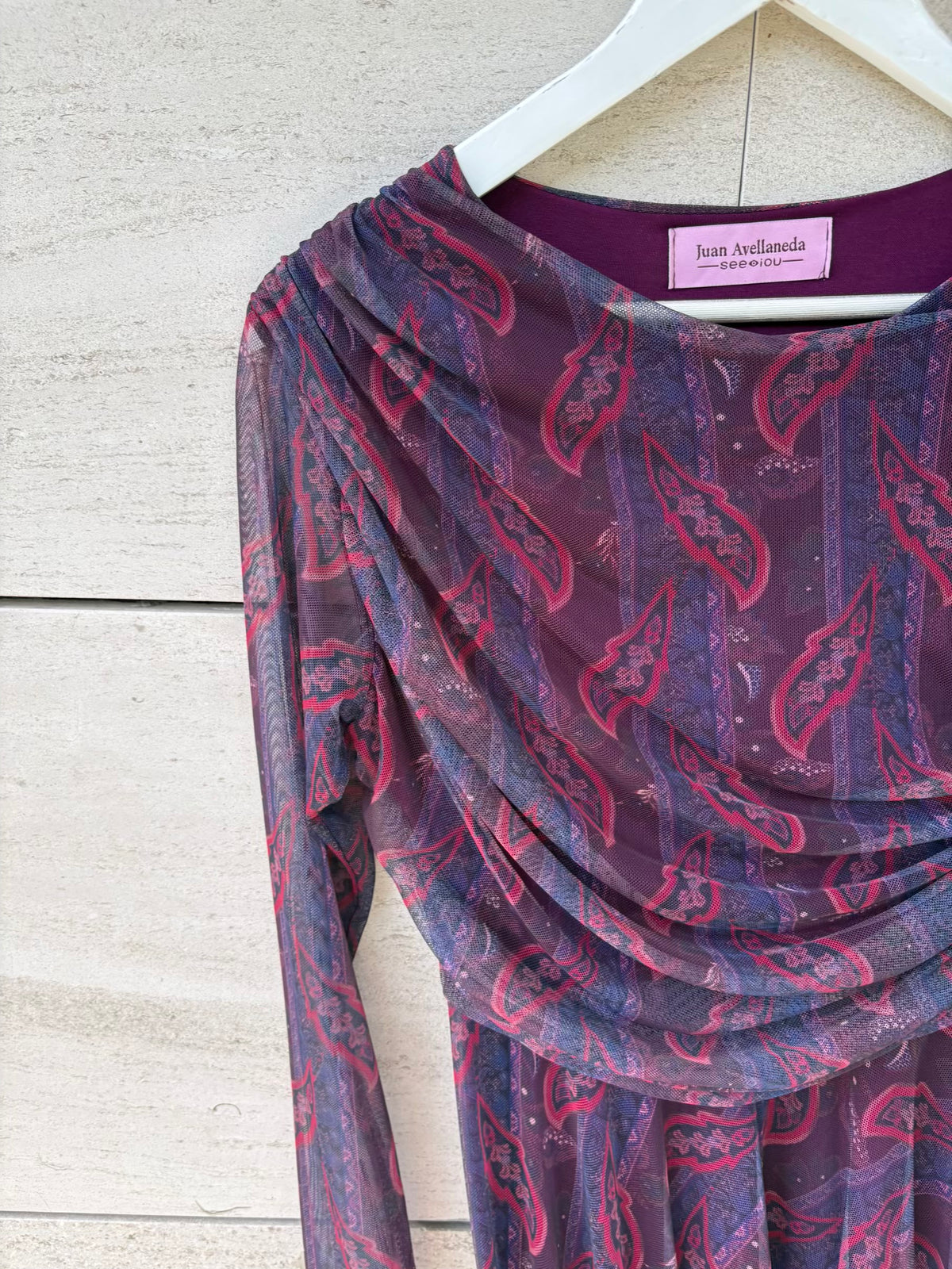 ZARA STUDIO. Vestido largo lentejuelas y plumas