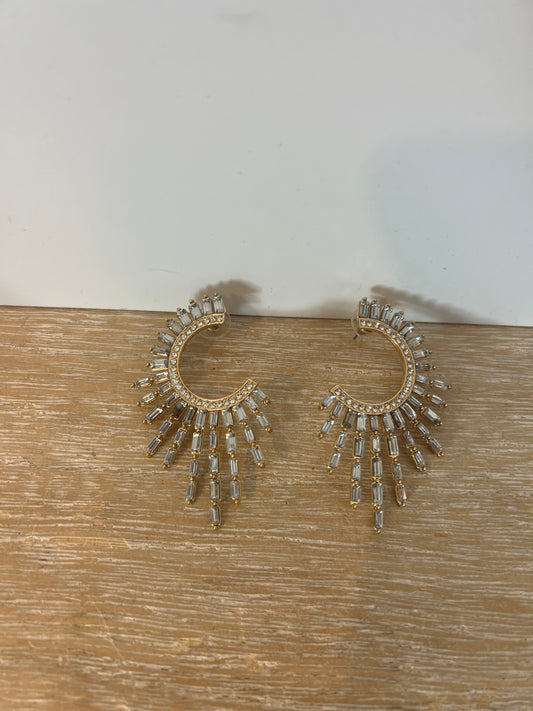 OTRAS. Pendientes pedrería media luna