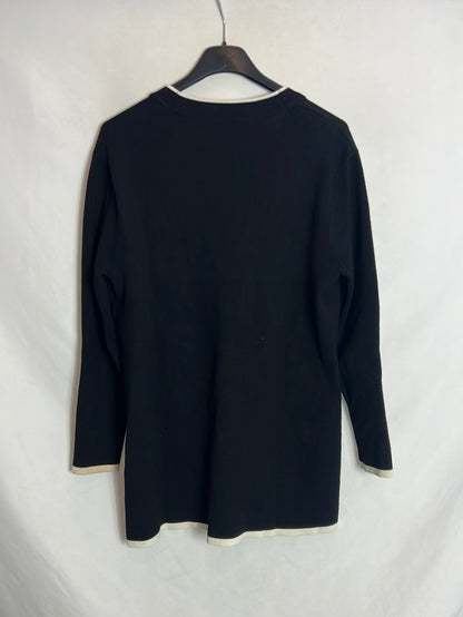 ZARA. Cárdigan negro botones T.s