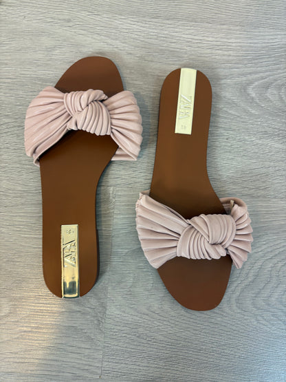 ZARA. Pink gathered strap flat sandal. Size 38
