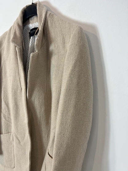ZARA. Chaqueta beige textura T S