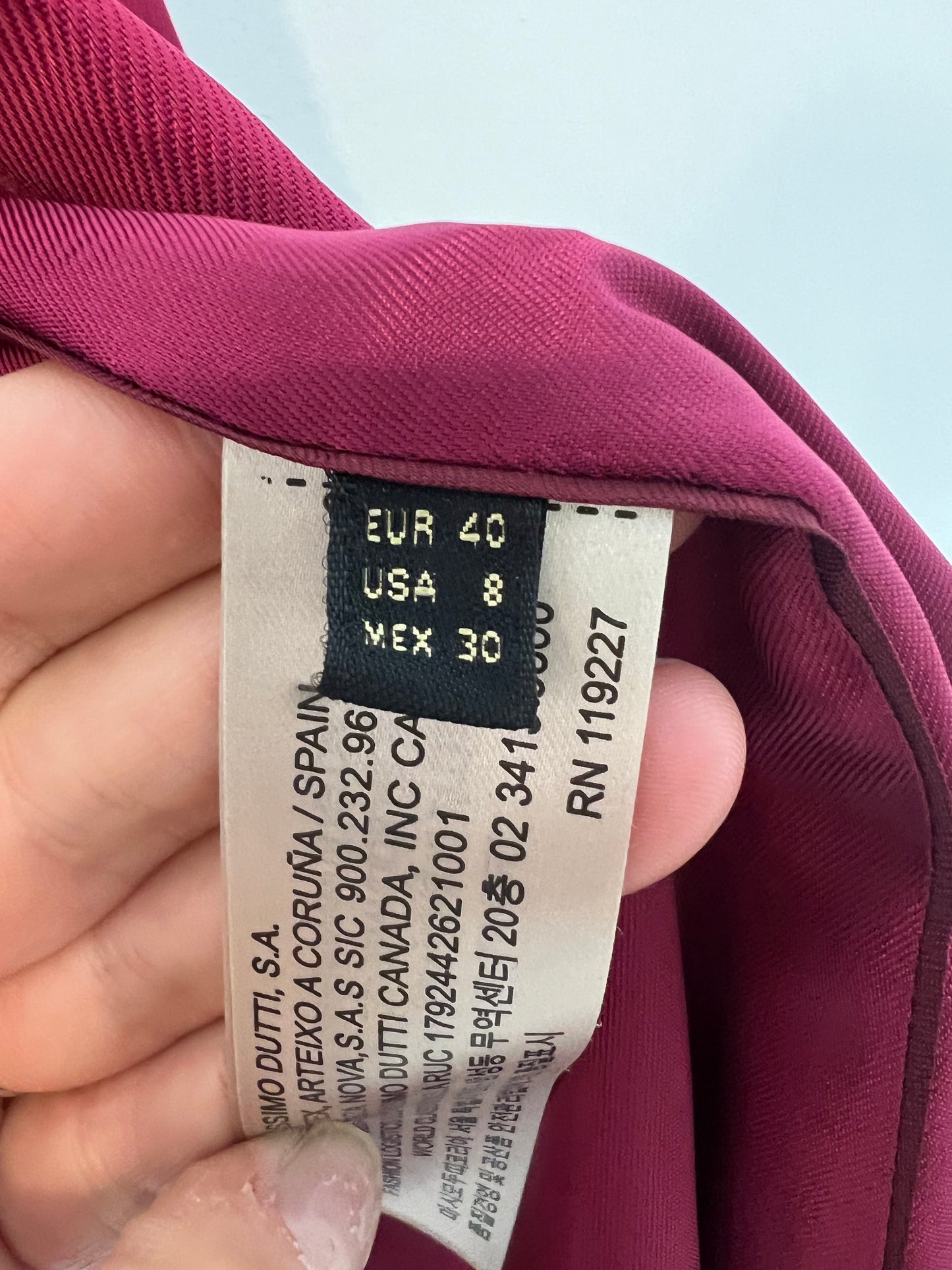 MASSIMO DUTTI. Blazer burdeos de vestir T.40