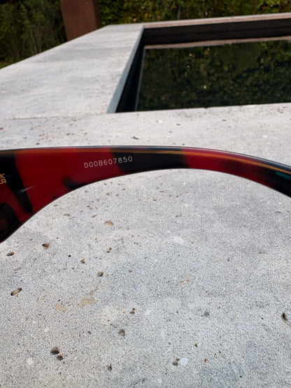 GUCCI. Gafas bicolor logo