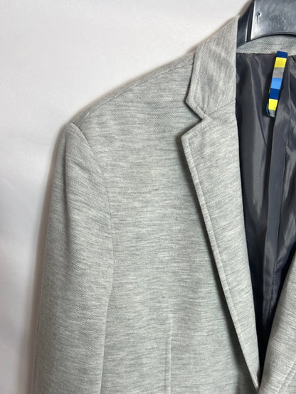 RESERVED. Heathered gray blazer with fluorescent details. TS