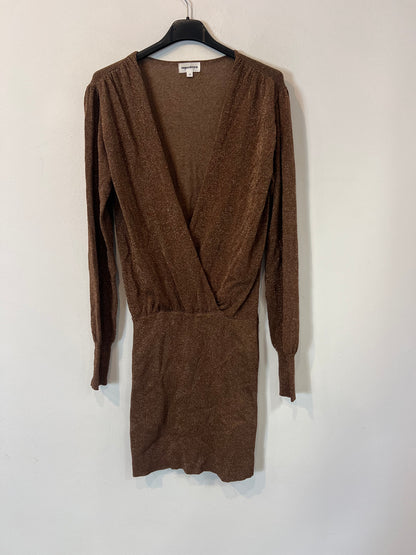 SUPERDOWN. Vestido punto hilos