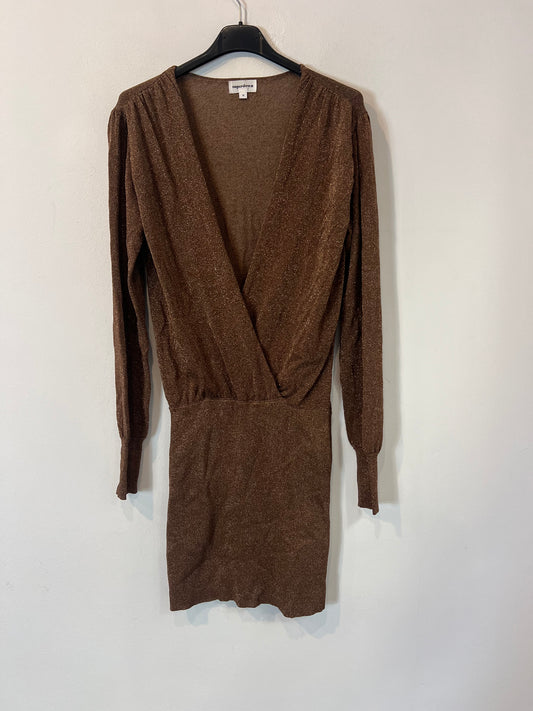 SUPERDOWN. Vestido punto hilos