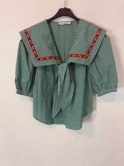 LAMAGLIETTA. Blusa vichy verde cuello