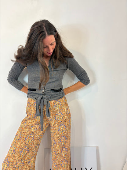 CAROLINA HERRERA. Gray Ts belted cardigan