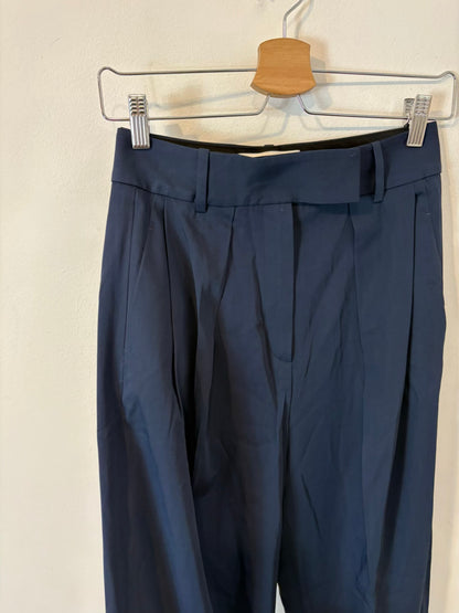 MASSIMO DUTTI STUDIO. Pantalón azul pinzas lana