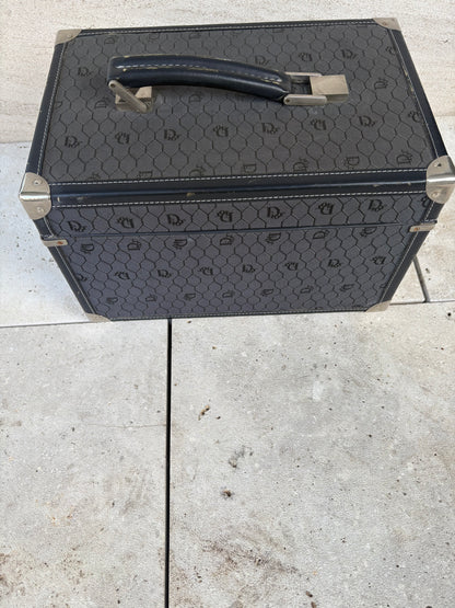 DIOR. Neceser de viaje