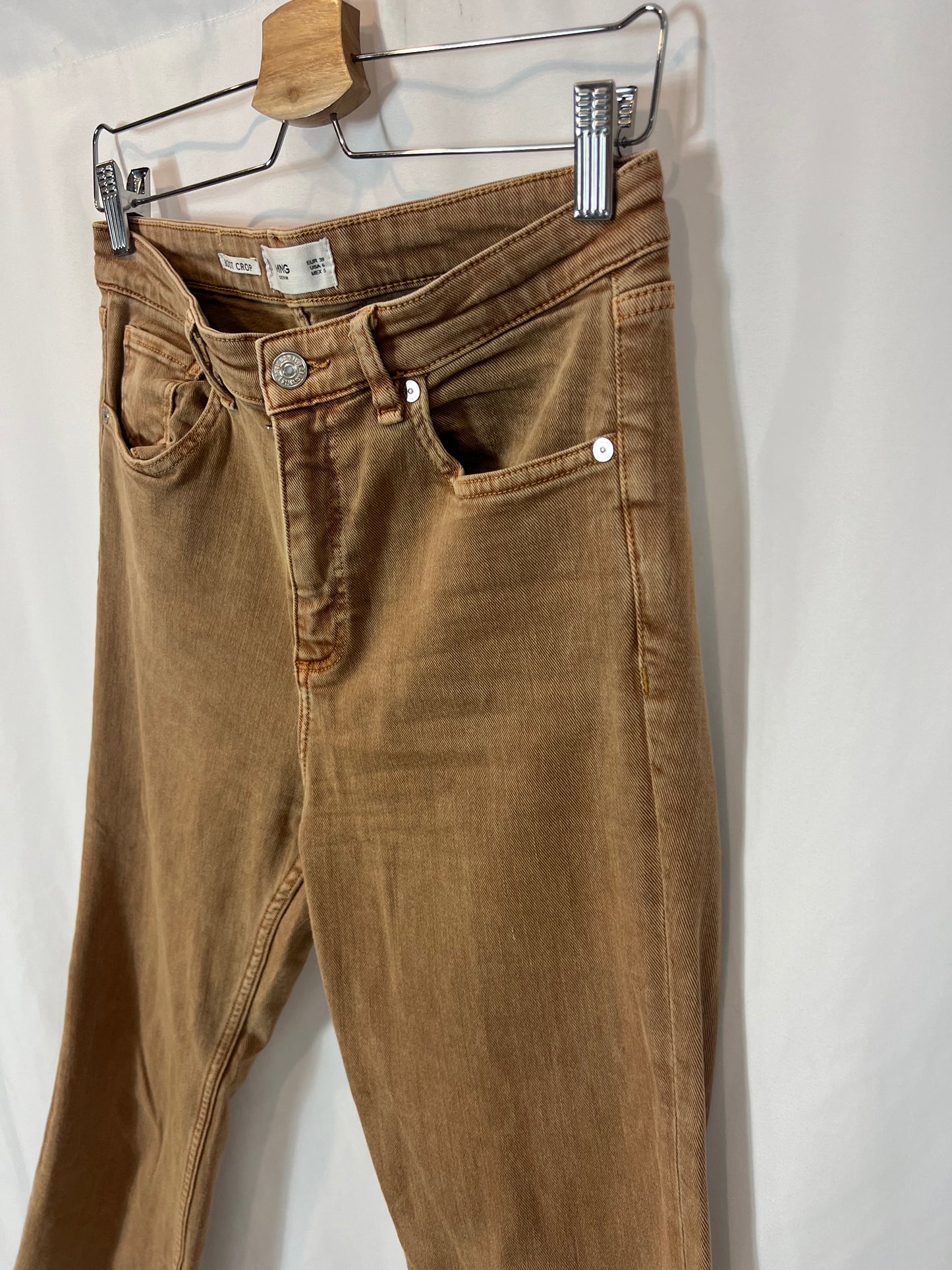 MANGO. Cropped denim worn effect tile. T 38