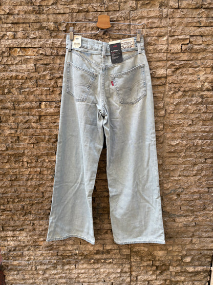 LEVI'S. Pantalón denim culotte T.24