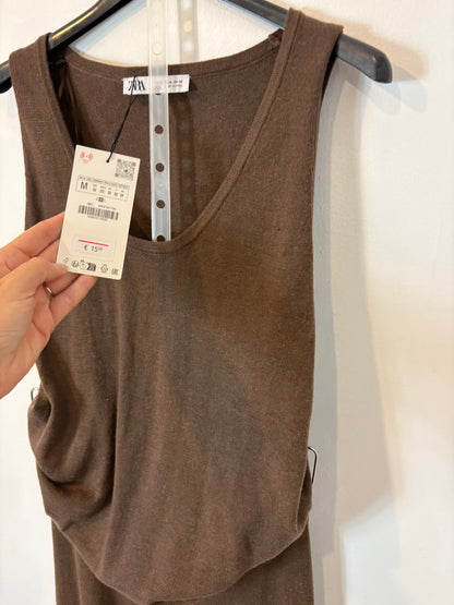 ZARA. conjunto punto marrón