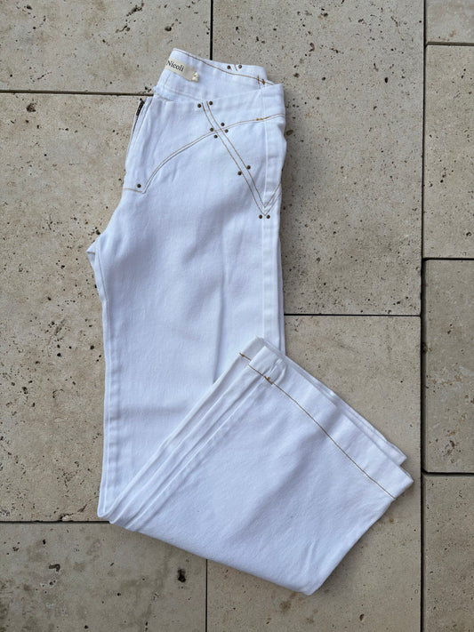 NÍCOLI. Denim blanco detalle costuras