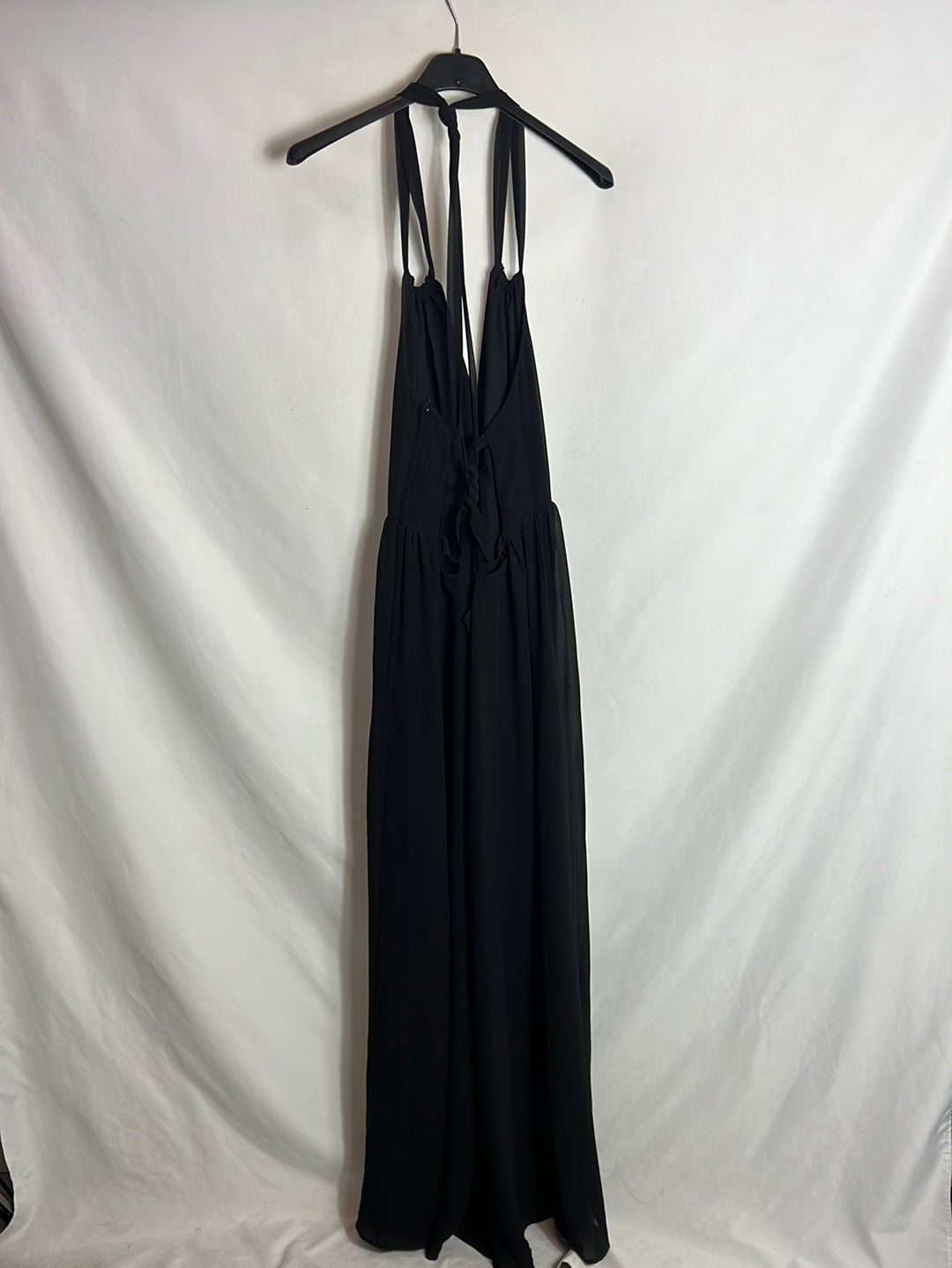 H&M. Vestido largo negro gasa. T 38