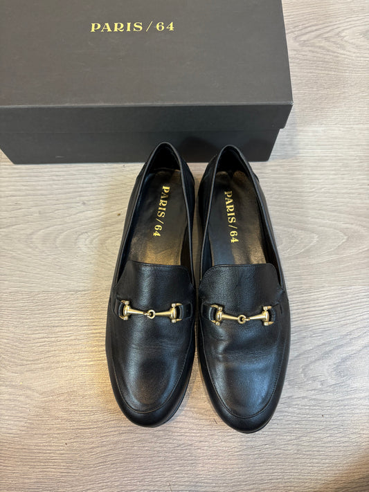 PARIS 64. Mocasines negros piel. T 39