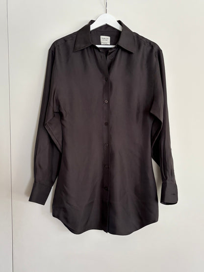 MASSIMO DUTTI Limited Edition. Camisa satinada  fluida
