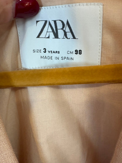 ZARA. Chaqueta mandarina textura. T 3 años