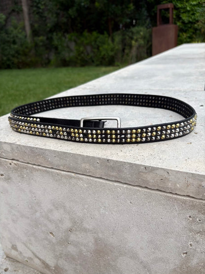 ZADIG & VOLTAIRE. Cinturón piel negro tachuelas