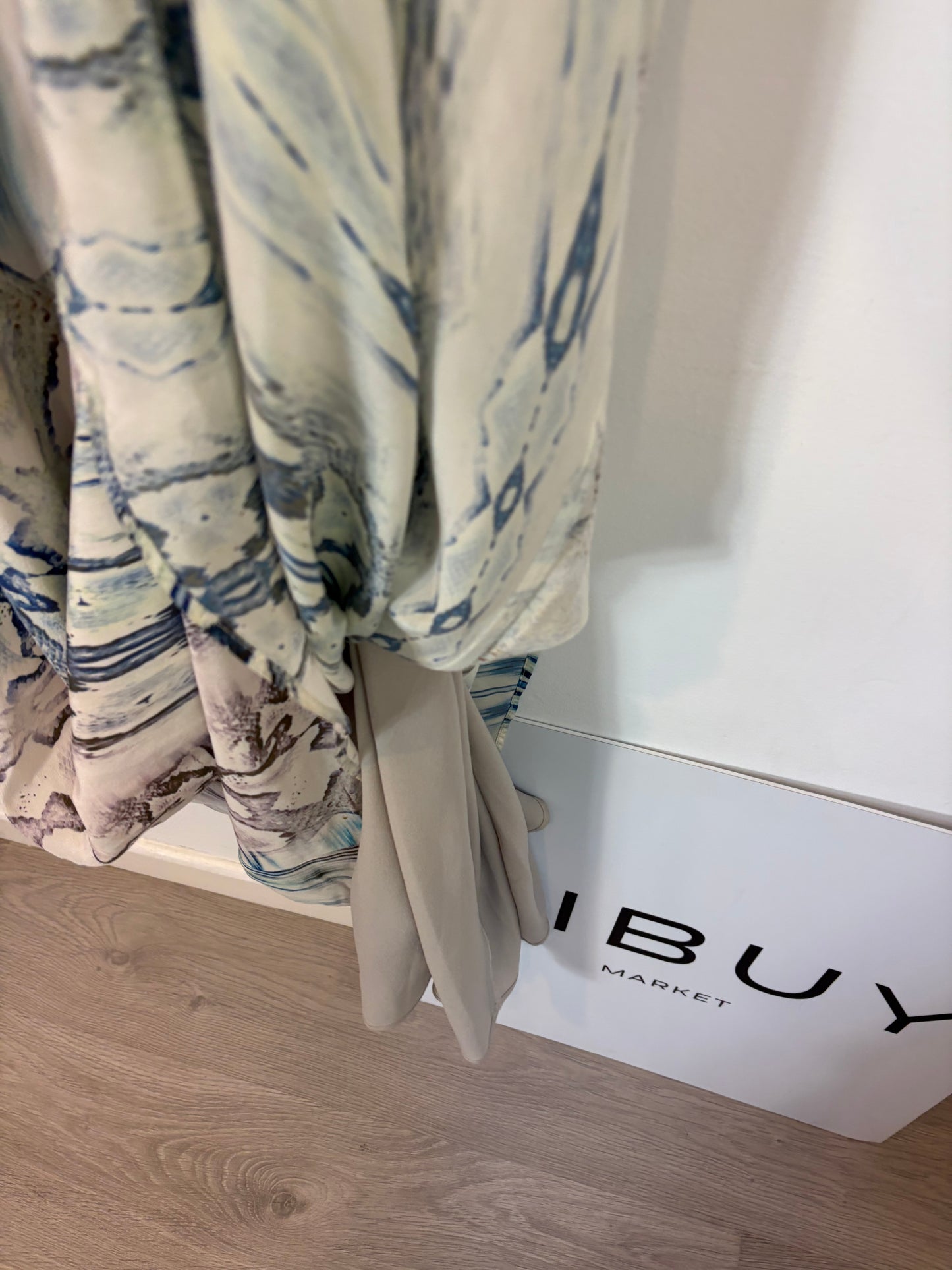 BDBA. Vestido largo fluido estampado. T 38