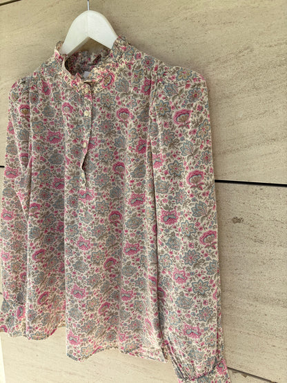 PETITE MENDIGOTE. Blusa flores cuello volante