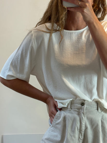 GRACE & MILA. Blusa blanca fluida